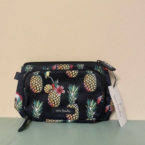 Vera Bradley Handbags - NWT Lighten up Compact Organizer in Toucan Party